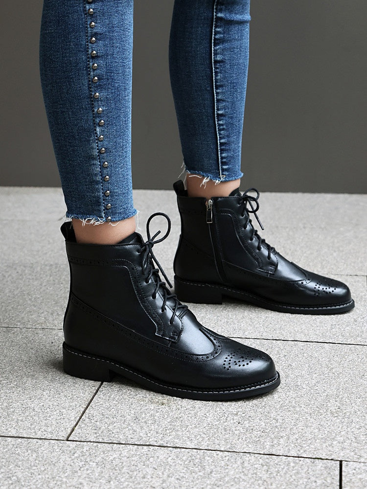 Bottines Classiques Noires à Talon Carré